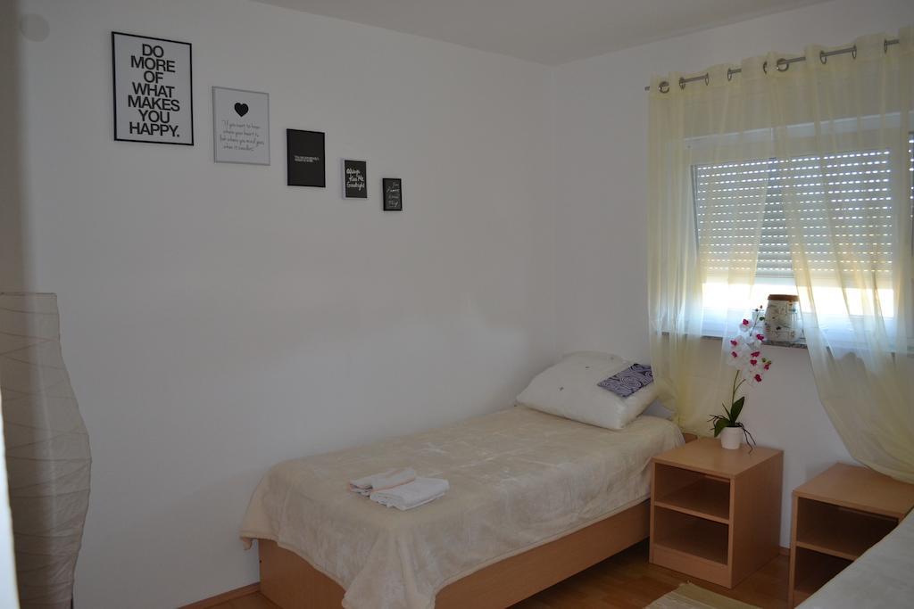Apartments Danijela Ζαντάρ Δωμάτιο φωτογραφία